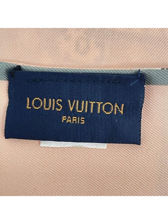 Louis Vuitton Silk Wool Monogram Scarf Pink – Urban Exchange Louis Vuitton Monogram Scarf Silk Twill Pink